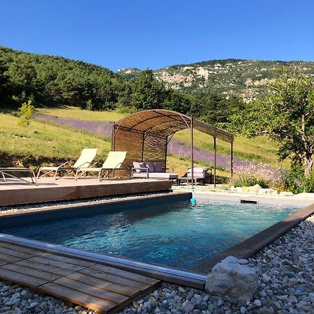 Entre Terre Et Ciel Bed and Breakfast Rémuzat Εξωτερικό φωτογραφία